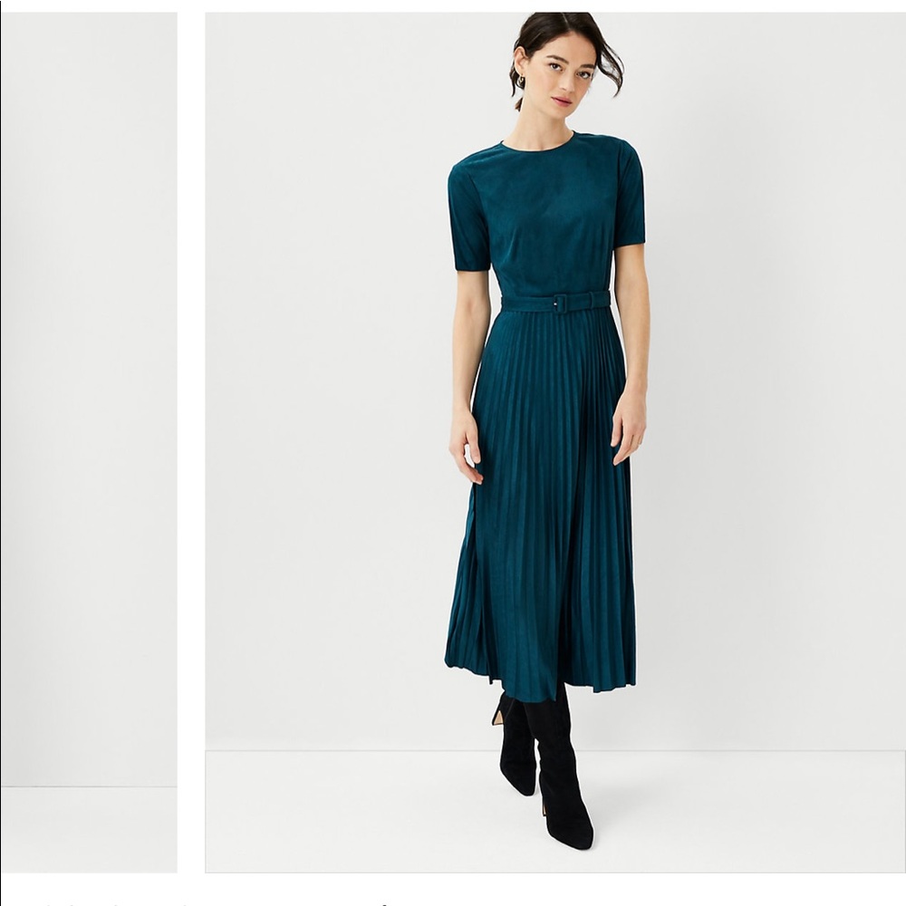 Faux Suede Pleated Midi Flare Dress - Size 4 - Ann Taylor - Jewel Green